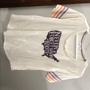 Super cute summer shirt!